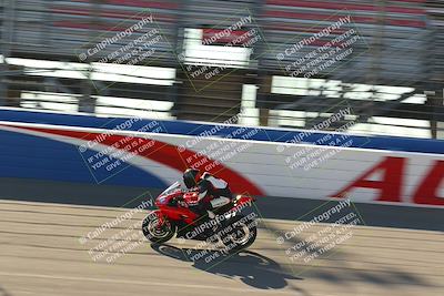 media/Jan-21-2022-Fastrack Riders (Fri) [[90b5309cc6]]/Level 2/Session 1 Front Straight/